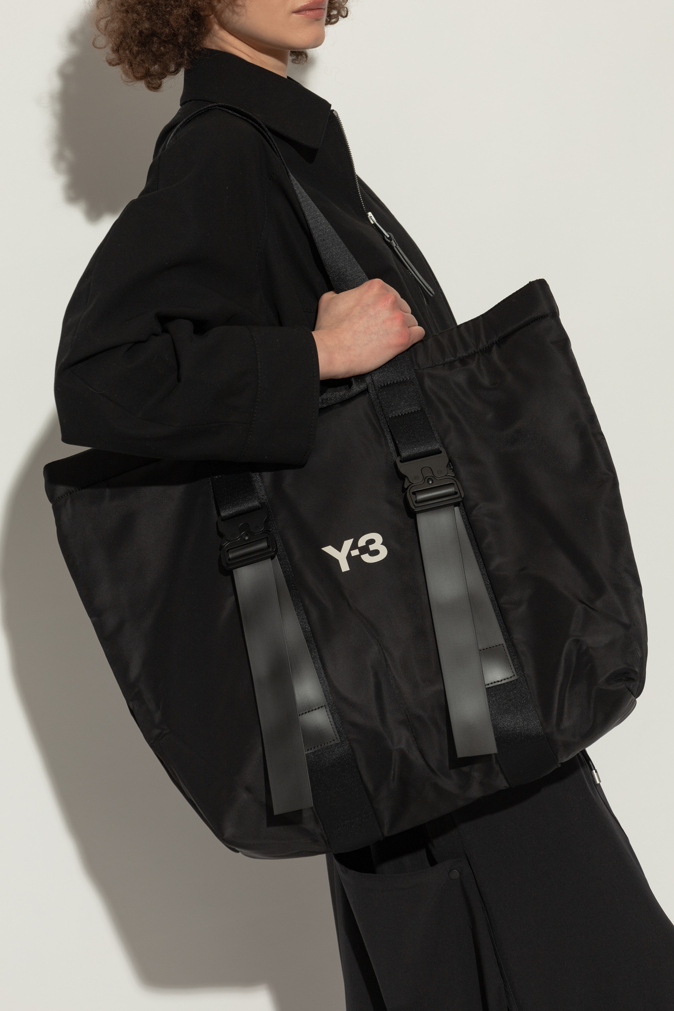 ★TOUT Y EST★ YVONNE BAGBLACK AB2411BG002MBB HG24546B-Givenchy-Voyou-N_S-